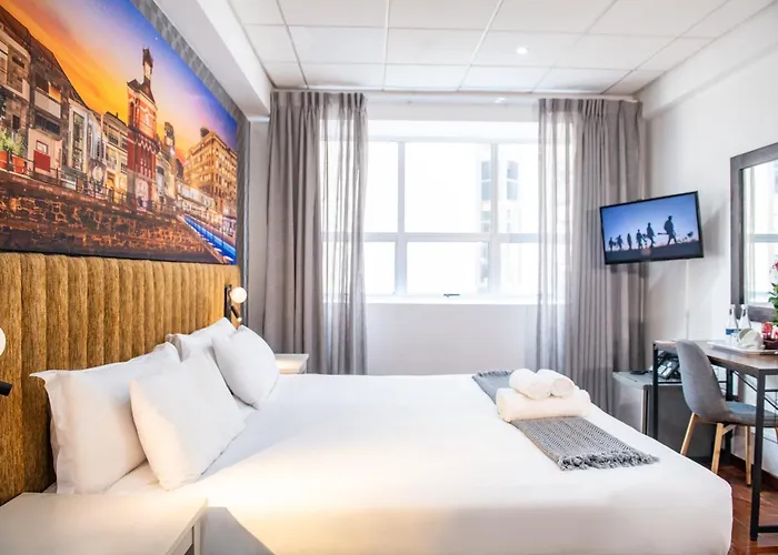 Cape Diamond Boutique Hotel